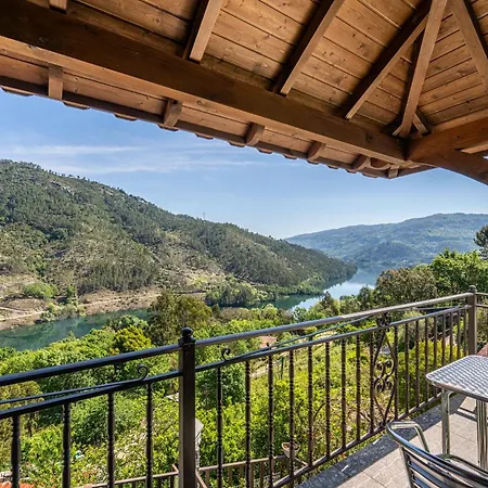 Quinta Da Carvalha Farm stay